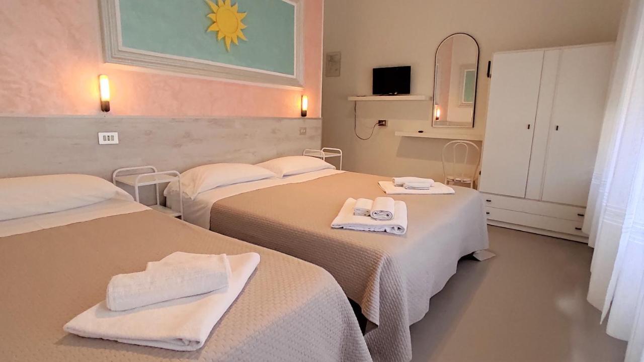 Hotel De Amicis 리치오네 외부 사진