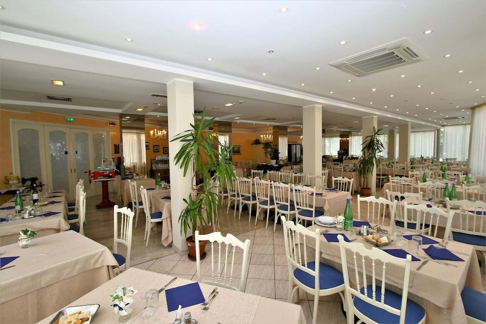 Hotel De Amicis 리치오네 외부 사진