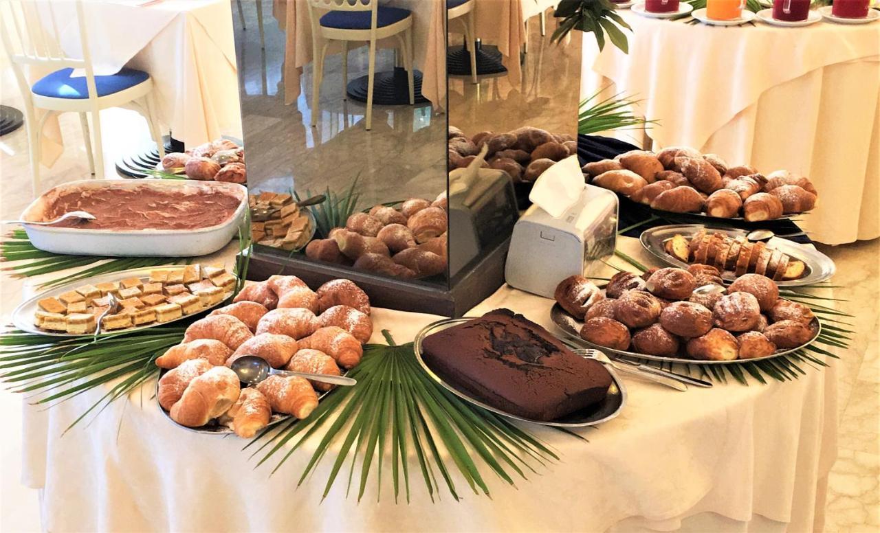 Hotel De Amicis 리치오네 외부 사진